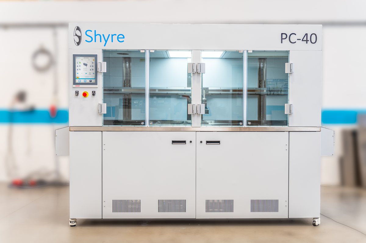Unitech Shyre PC40 precision cleaning system, front view